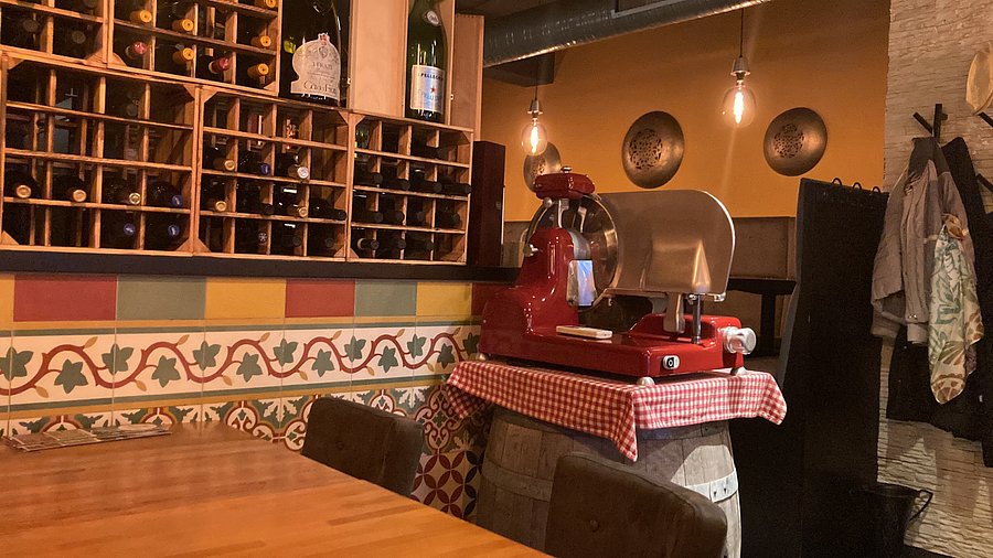 Mediterráneo Tapas Bar & Mediterranes Restaurant